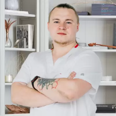 доктор Лопин Николай Николаевич фельдшер клиники «Санати» в Болотном
